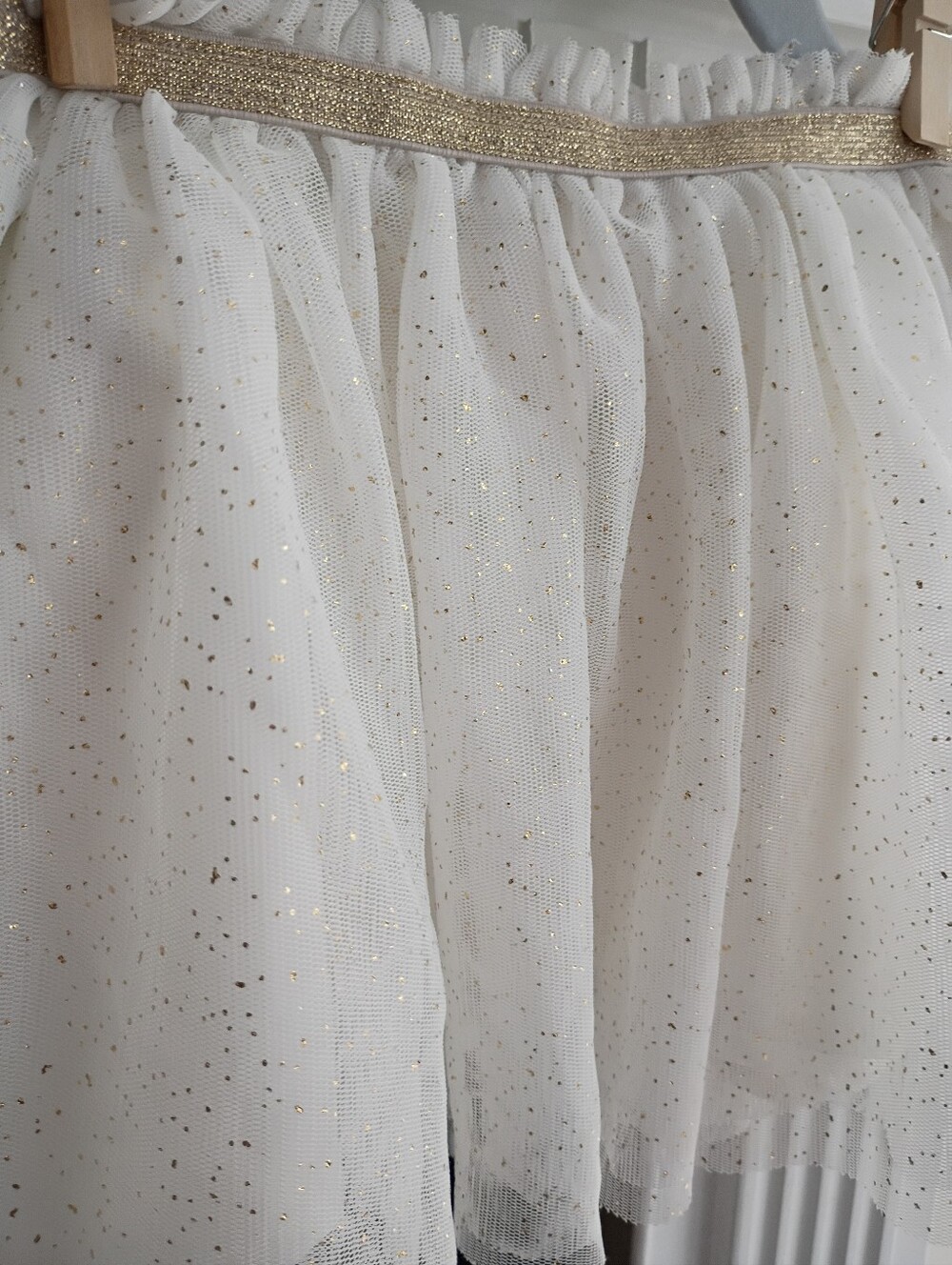 Cat & Jack 3t Cream/Gold Tulle Skirt - Picture 3 of 4